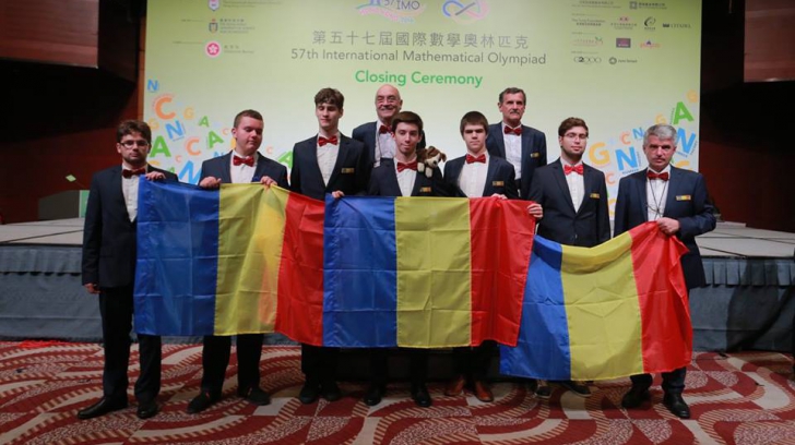 O nouă victorie a elevilor români: şase medalii la Olimpiada Internaţională de Matematică
