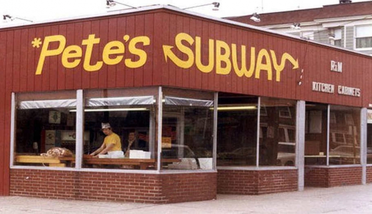 Fotografii cu primele clădiri ale celor mai faimoase fast-food-uri! Imagini de colecție