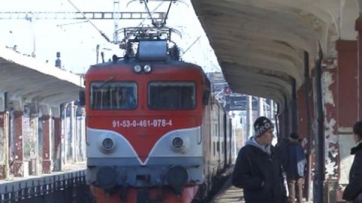Un bărbat a fost găsit spânzurat într-un tren care mergea pe ruta Mangalia - Oradea