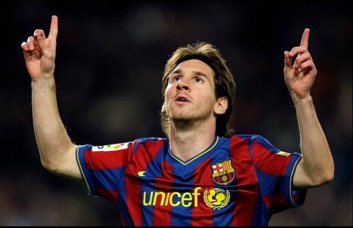 Schimbare de look pentru Messi. Starul Barcelonei s-a vopsit blond platinat
