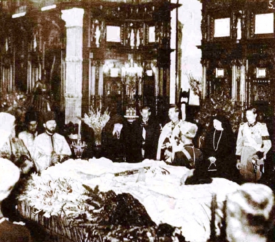 ULTIMUL DRUM. Imagini RARE de la funeraliile Reginei Maria