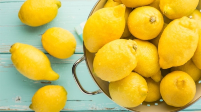 A mâncat numai lămâi timp de câteva zile. Efectul este devastator. Ce a pățit