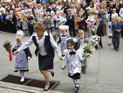 Cum arată prima zi de școală în RUSIA