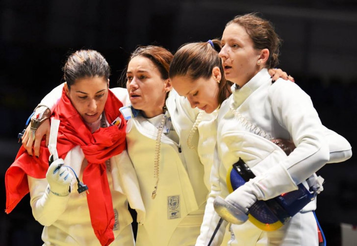 JO 2016.Echipa feminină de spadă a României a învins SUA, scor 24-23, şi s-a calificat în semifinale