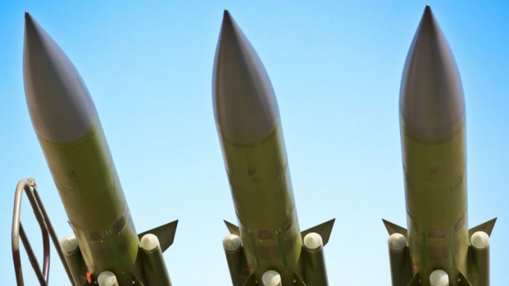 O țară care deține bomba nucleară a efectuat noi teste balistice