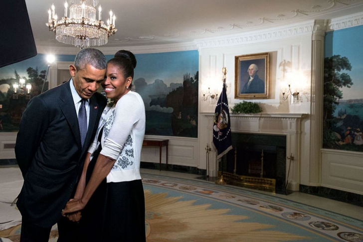 Fotografii de senzaţie! Povestea de dragoste a lui Barack şi Michelle Obama suprinsă în imagini