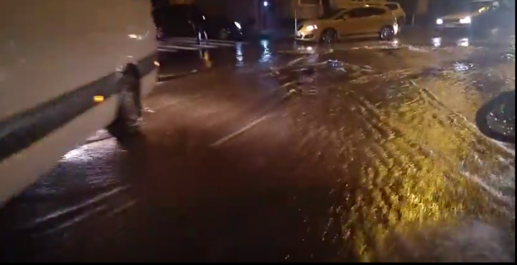Brașovul, inundat după o ploaie torențială