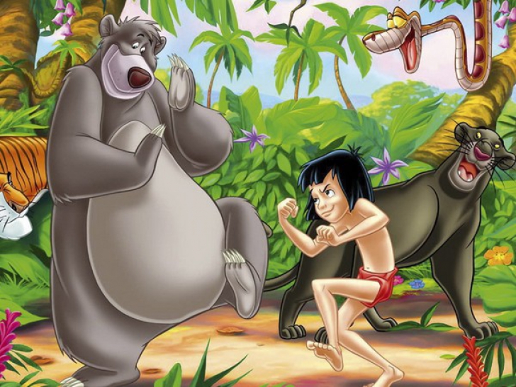 Mowgli din Cartea Junglei există în realitate. Cum arată băiatul care trăieşte cu maimuţele