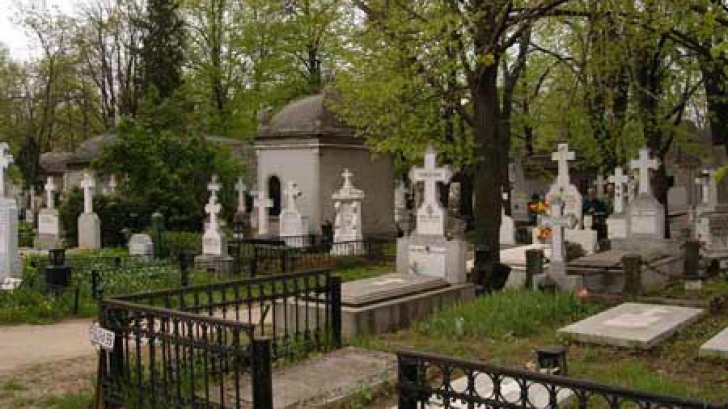 Oraşul în care au fost interzise mai mult de trei înmormântări pe zi
