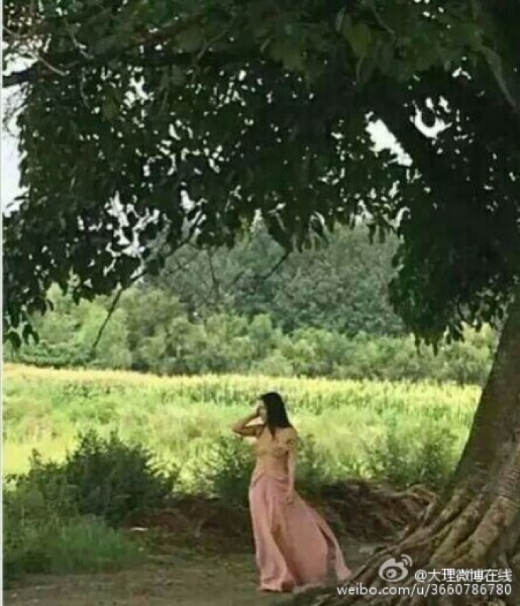 A pozat nud în pustietate. Când a ajuns acasă și a deschis Internetul a crezut că o ia razna