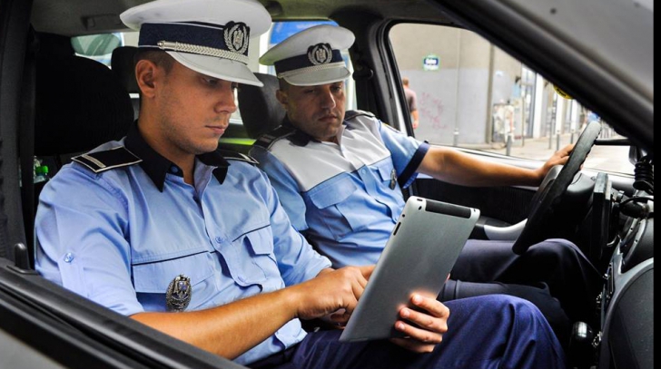 Polițiștii de ordine publică vor primi tablete! Motivul: Verificarea rapidă a infractorilor