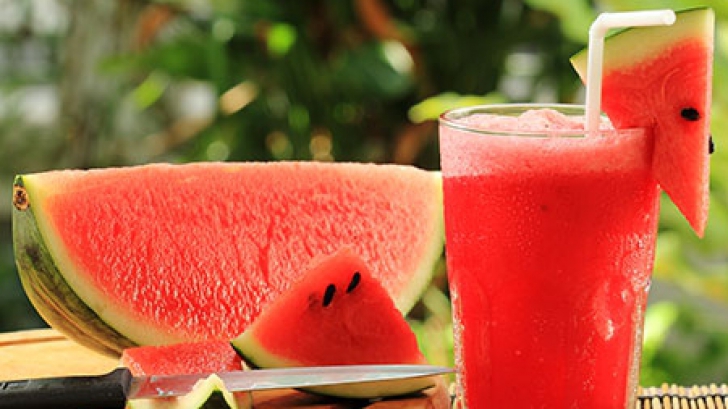 Cea mai bună şi răcoritoare băutură de vară: GRANITA din pepene roşu! Învaţă să o prepari