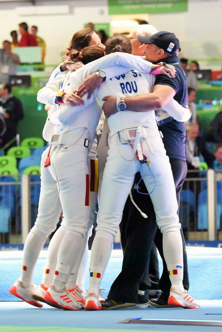 Primele medalii pentru România la Rio. AUR OLIMPIC pentru echipa feminină de spadă: a zdrobit China 
