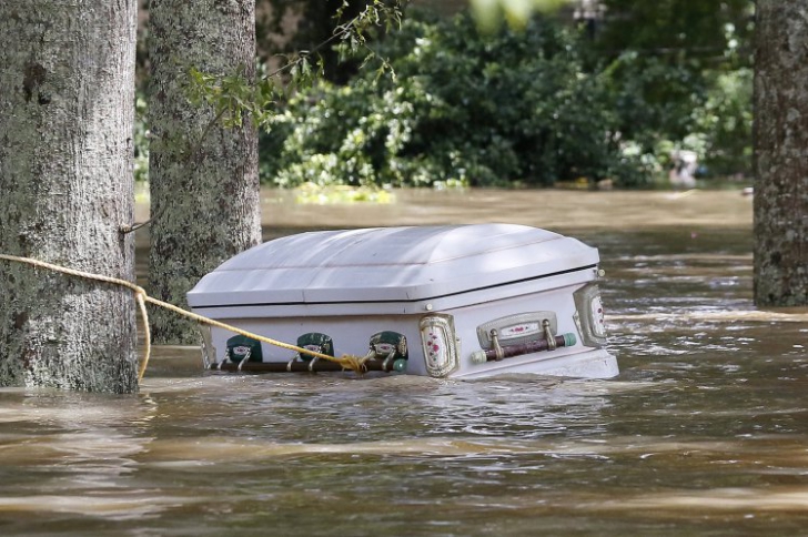 Statul american Louisiana, lovit de inundații. Oamenii, șocați când au văzut ce a apărut din ape