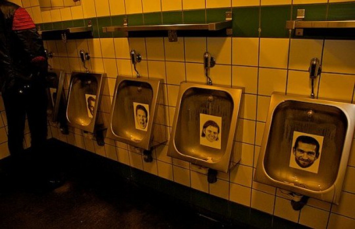 Top 11 cele mai ciudate toalete din lume. Ți-e frică să le folosești