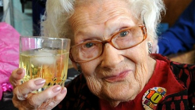 Sfaturi cutremurătoare despre viaţă de la femei de peste 100 de ani