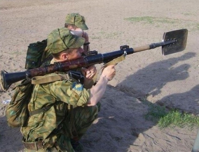 Cele mai amuzante poze cu soldaţi: Armata rusă, întodeauna pregătită de luptă!