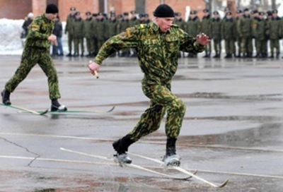 Cele mai amuzante poze cu soldaţi: Armata rusă, întodeauna pregătită de luptă!