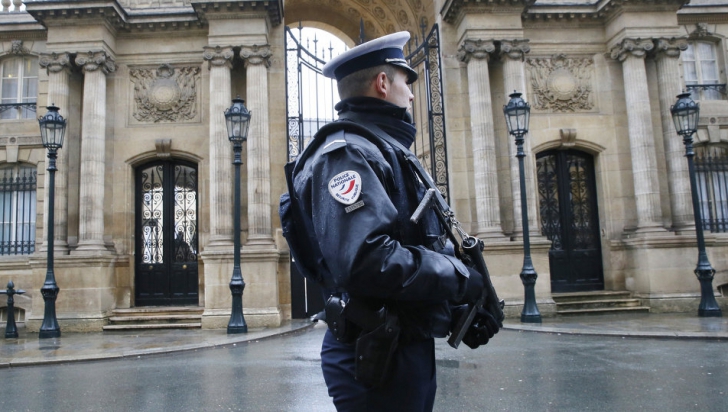 Franţa consolidează securitatea Palatului Elysée, din cauza riscului unor atacuri teroriste