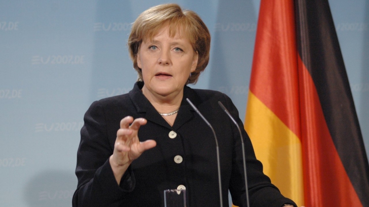 Primul summit fără britanici. Merkel şi Hollande cer un plan de remediere a problemelor UE
