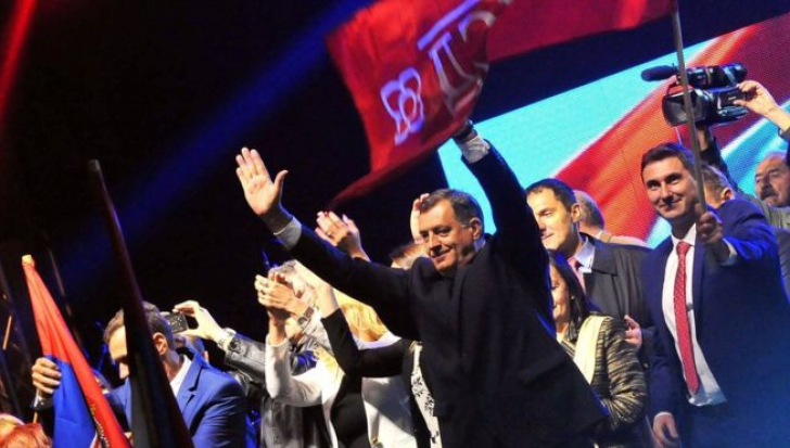BUTOIUL CU PULBERE. Sârbii bosniaci și-au reafirmat prin referendum ziua națională