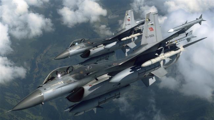 Avioanele militare turce au atacat pozițiile PKK din Irak