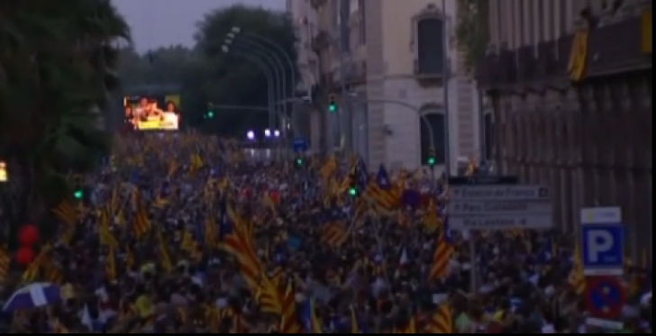 Sute de mii de catalani au cerut secesiunea  de Spania