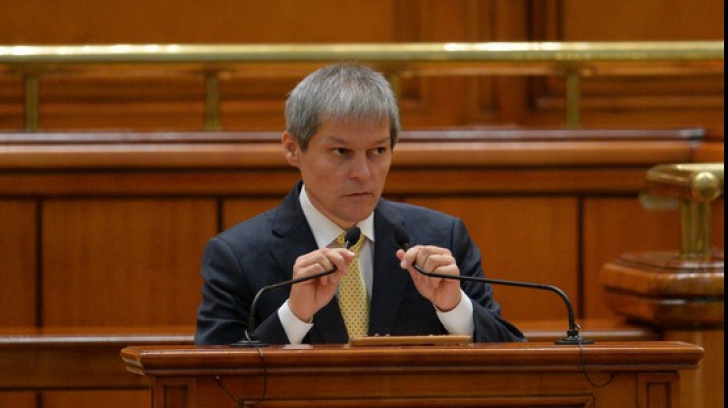 Dacian Cioloş, la raport în Parlament. Premierul va prezenta situaţia economică
