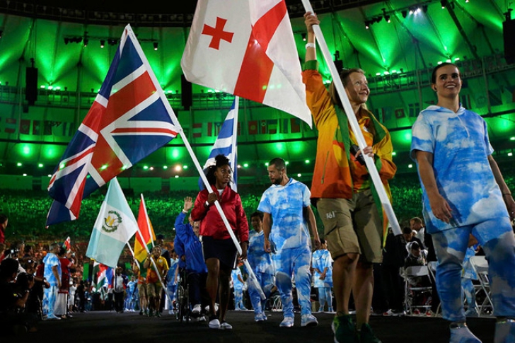  Imagini spectaculoase de la ceremonia de închidere al Jocurile Paralimpice de la RIO