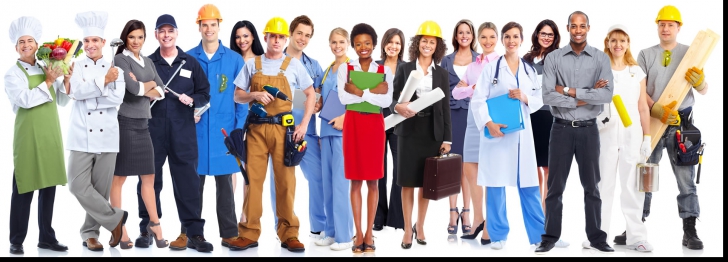 Patru din 10 români s-ar întoarce în țarǎ pentru un salariu mai mare. Ce sume trimit aceștia acasă