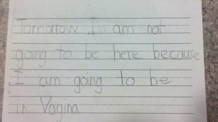 Scrisoarea unui elev de clasa I a făcut-o pe profesoară să roşească