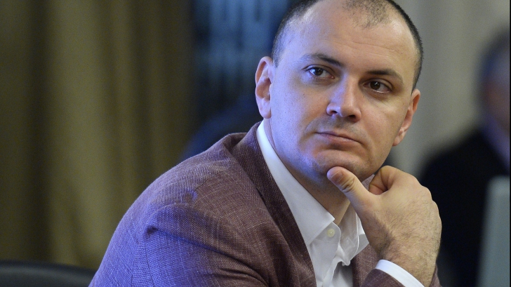 Ghiță, mai norocos ca Ponta! Deputatul a scăpat de controlul judiciar în dosarul "Tony Blair"