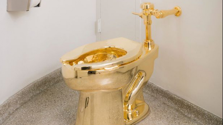Așa arată cel mai scump vas de toaletă din lume. Nici nu te poți uita la el