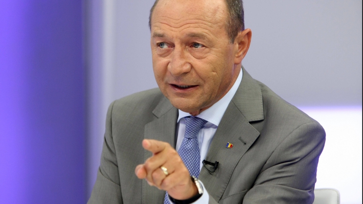 Traian Băsescu: "Oprea este primul pasager într-un accident auto care este acuzat de omor"