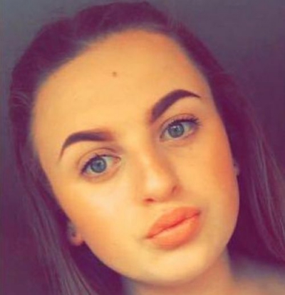 Adevărul dureros din spatele acestei imagini! Cum a reacţionat tatal ei când a aflat adevarul