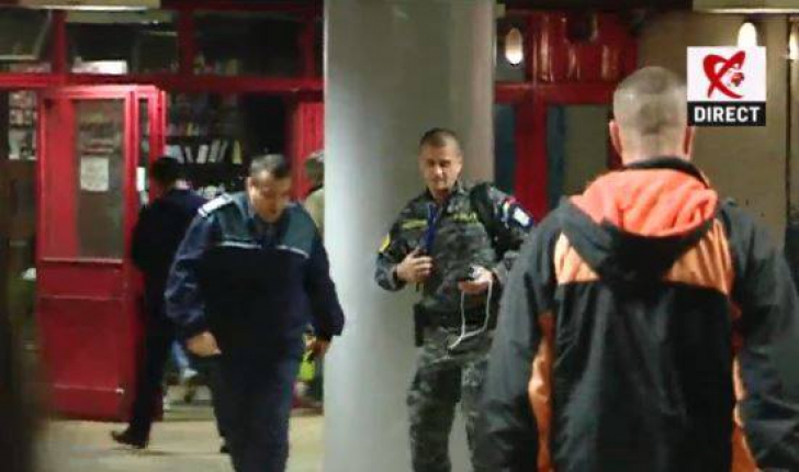 Alertă cu bombă falsă la metroul din Capitală: călătorii, evacuaţi din pricina unui colet suspect