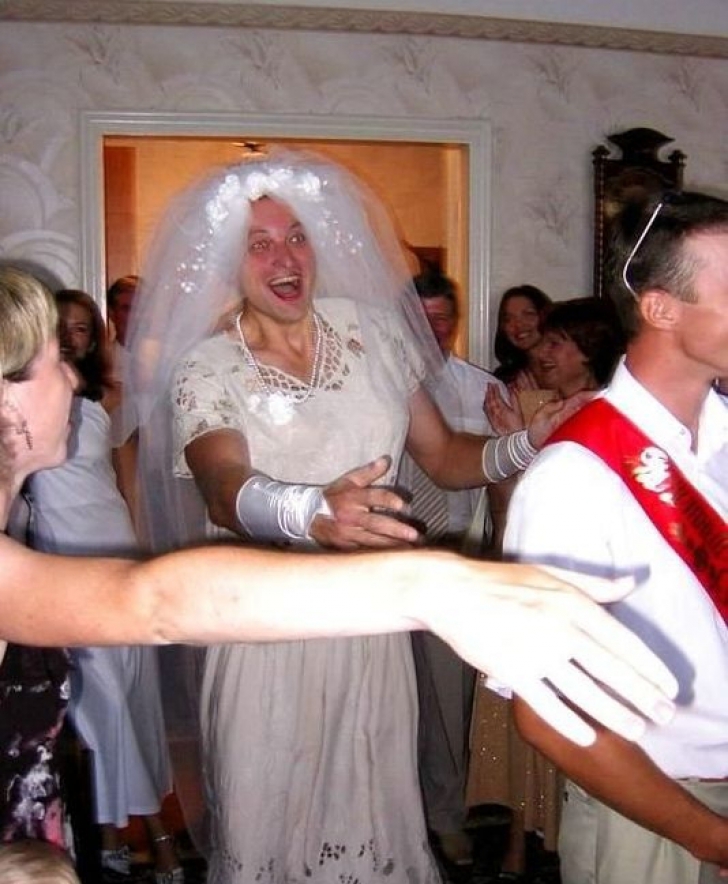 Cele mai bizare fotografii de la nunţile din Rusia