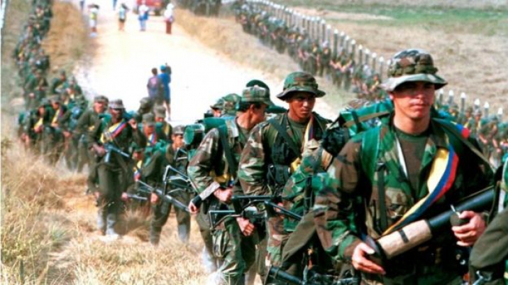 Guvernul de la Bogota și FARC, deciși să "caute pacea", după rezultatul șocant al referendumului