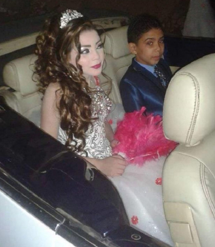 Se întâmplă şi la alţii: un băieţel de 12 ani a fost logodit cu verişoara sa, de numai 11 ani