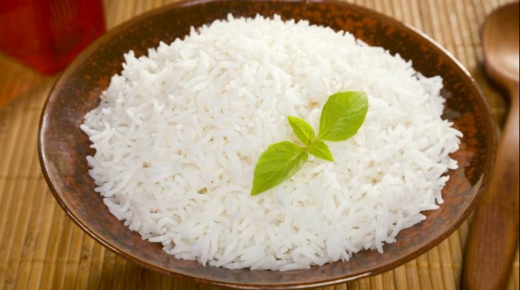 Dietă cu orez. Slăbeşte peste 15 kilograme pe lună fără efort 