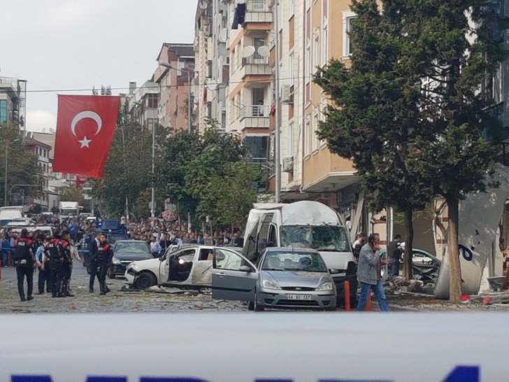 Atentat în Istanbul, lângă Aeroportul Ataturk. 10 persoane au fost rănite