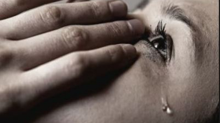 Lacrimile schimbă totul în organism. Iată ce se întâmplă în corpul nostru când plângem