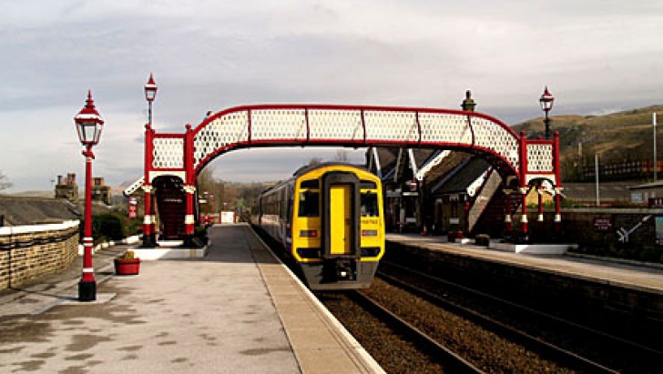 Călătorii din Regatul Unit vor putea cere despăgubire dacă trenurile întârzie mai mult de 15 minute