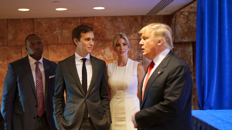 Trump își trimite oamenii de încredere la Putin. Ginerele Kushner și emisarul Witkoff, misiune diplomatică fără precedent la Kremlin