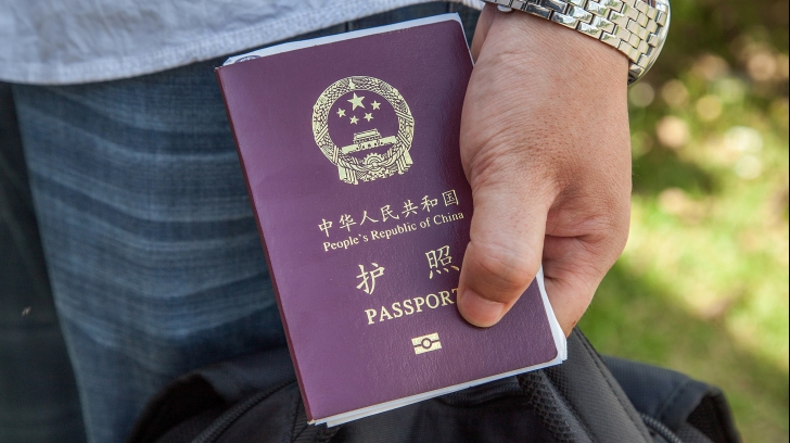 Milioane de chinezi au rămas fără pașapoarte! De ce a luat Poliția această decizie