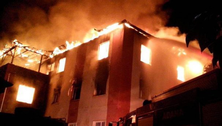 Tragedie în Turcia: un incendiu la un cămin de fete a făcut 12 victime. Alte 22, rănite