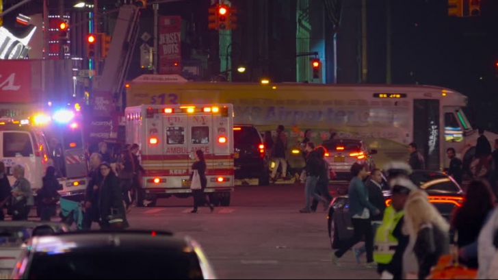 Accident îngrozitor: 6 morţi şi 10 răniţi după ce două autobuze au intrat în coliziune în SUA