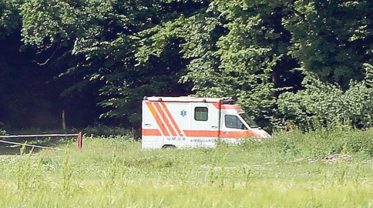 Tragedie în Caraș-Severin. Un bărbat a murit strivit de un buştean 