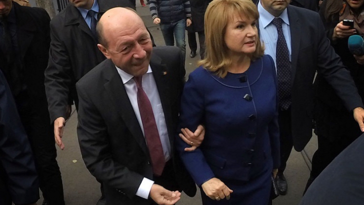 Traian și Maria Băsescu ar putea vota în turul 2 al alegerilor prezidențiale / sursa foto: Cotidianul