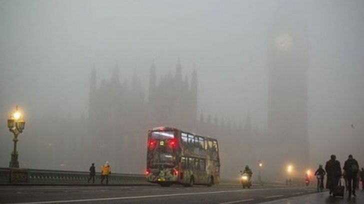 Alertă la Londra din pricina unui nor toxic. Când se atinge nivelul MAXIM de toxicitate